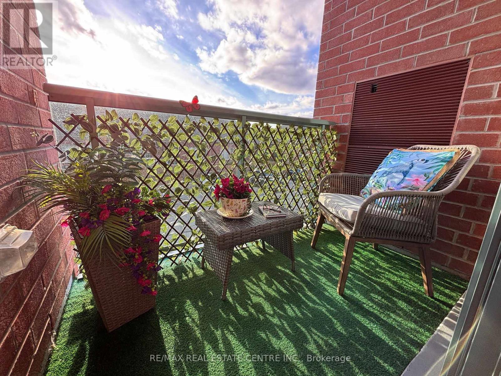 216 - 50 Via Rosedale Way, Brampton, Ontario  L6R 3Z7 - Photo 19 - W12526382