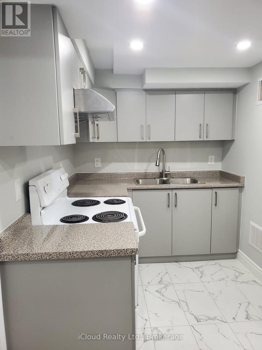 Bsmt - 40 Brower Court, Brampton, Ontario  L6Z 4S6 - Photo 10 - W12526386