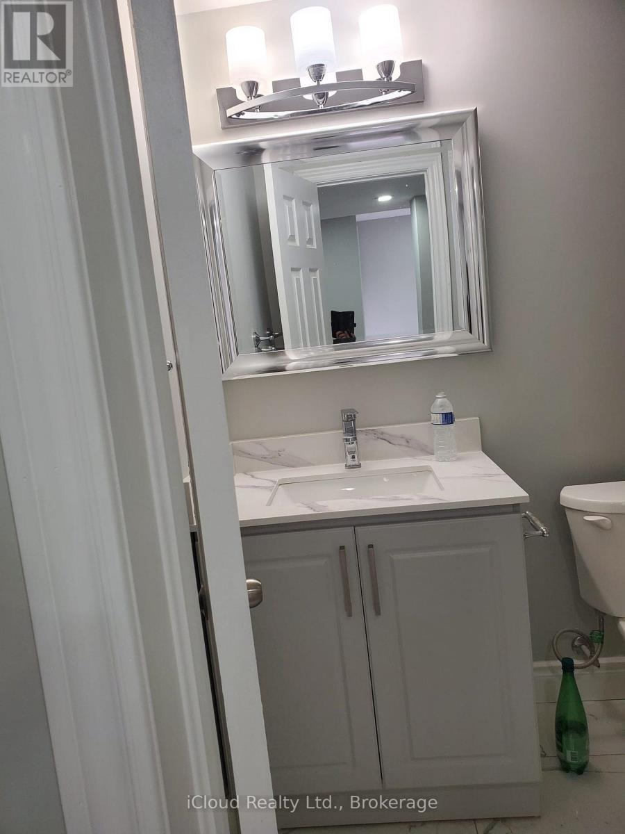 Bsmt - 40 Brower Court, Brampton, Ontario  L6Z 4S6 - Photo 12 - W12526386