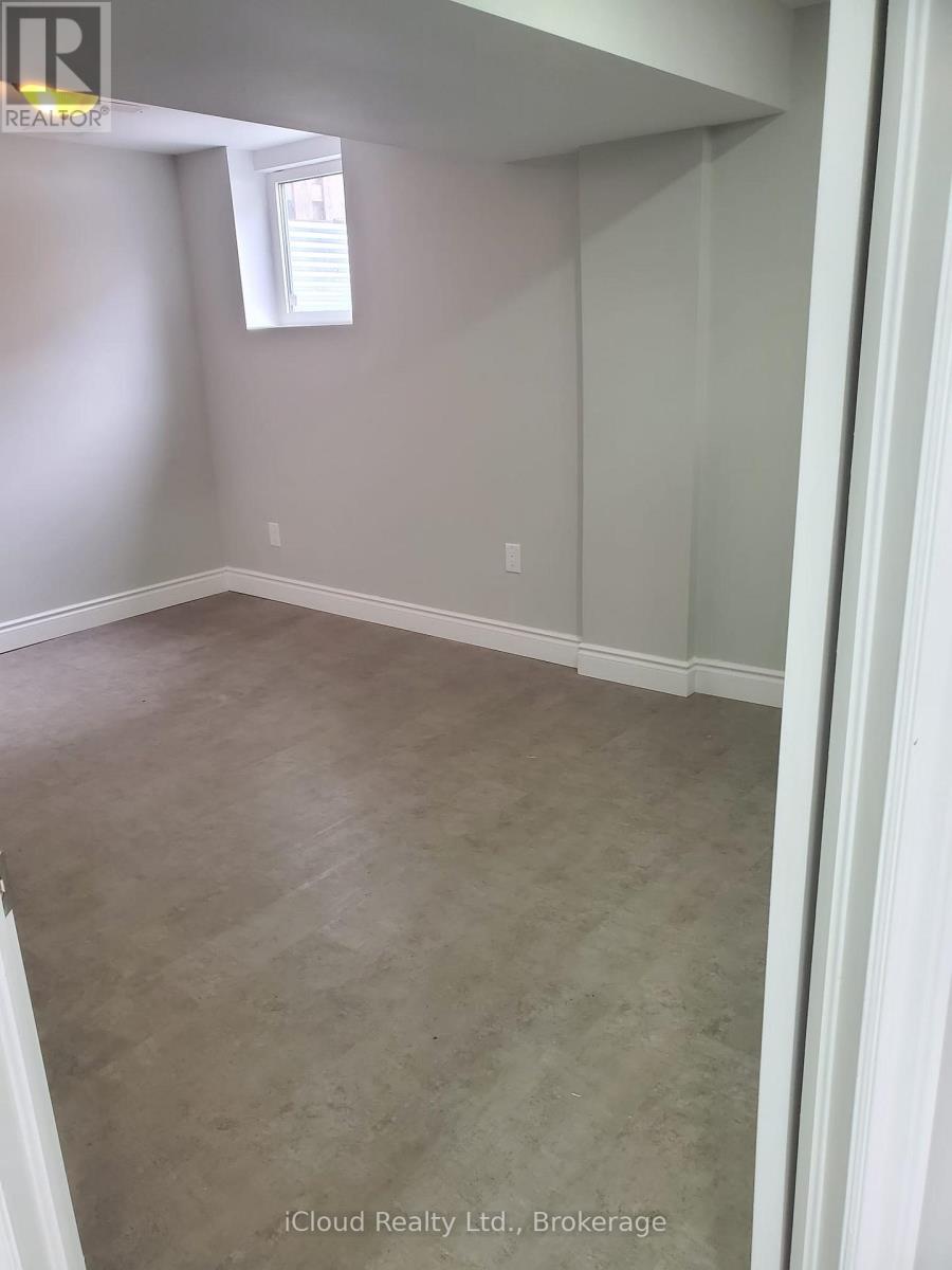 Bsmt - 40 Brower Court, Brampton, Ontario  L6Z 4S6 - Photo 6 - W12526386