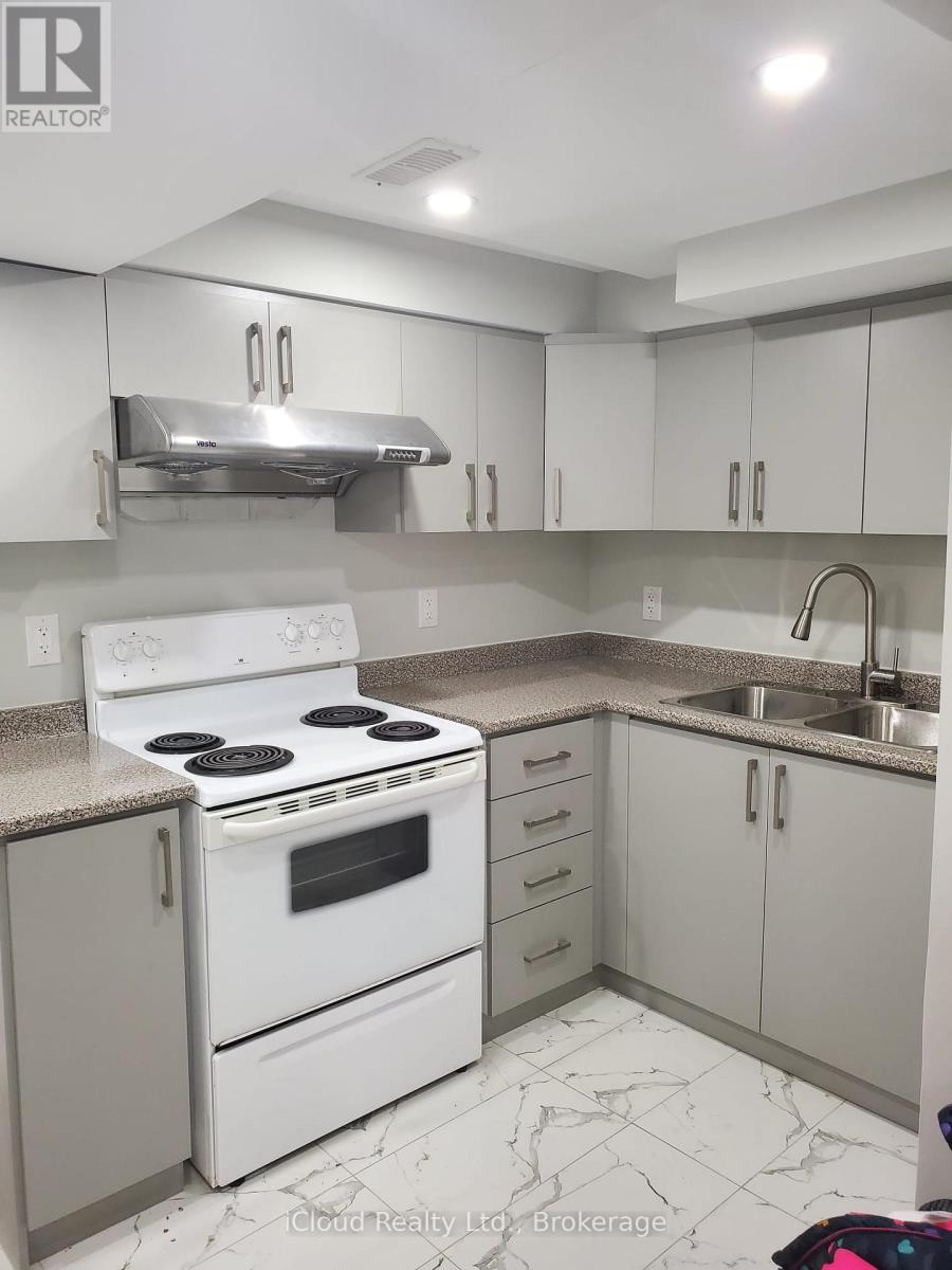 Bsmt - 40 Brower Court, Brampton, Ontario  L6Z 4S6 - Photo 9 - W12526386