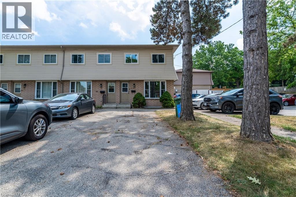 117 BONAVENTURE Drive Unit# 16, Hamilton, Ontario