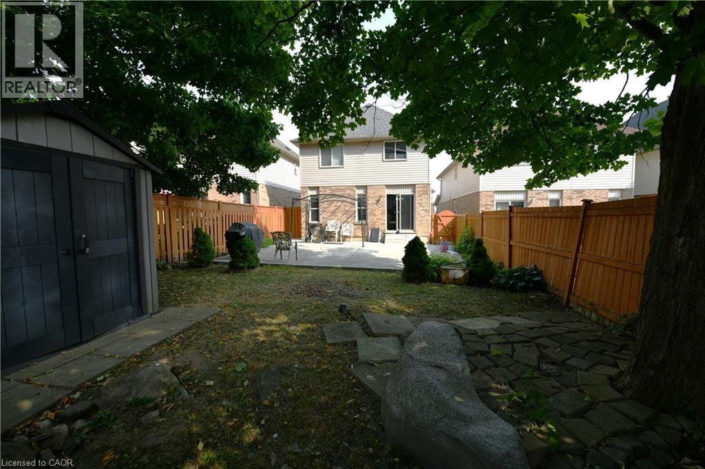 260 Bridlewreath Street, Kitchener, Ontario  N2E 4B4 - Photo 19 - 40777143