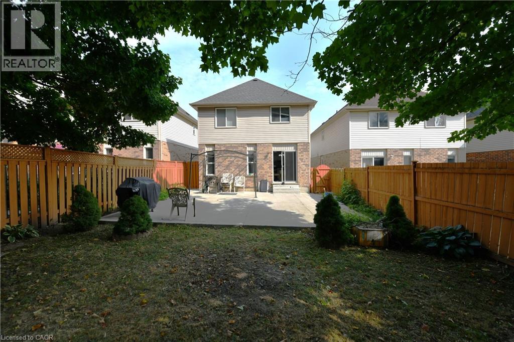 260 Bridlewreath Street, Kitchener, Ontario  N2E 4B4 - Photo 21 - 40777143