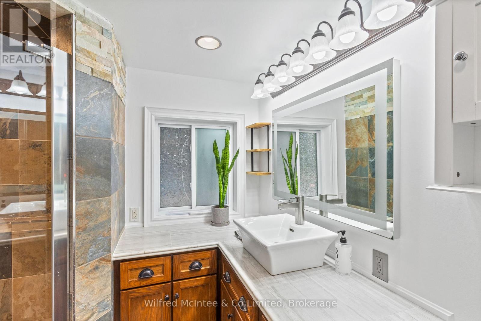 48 Maplewood Boulevard, Kincardine, Ontario  N0G 2T0 - Photo 26 - X12526404