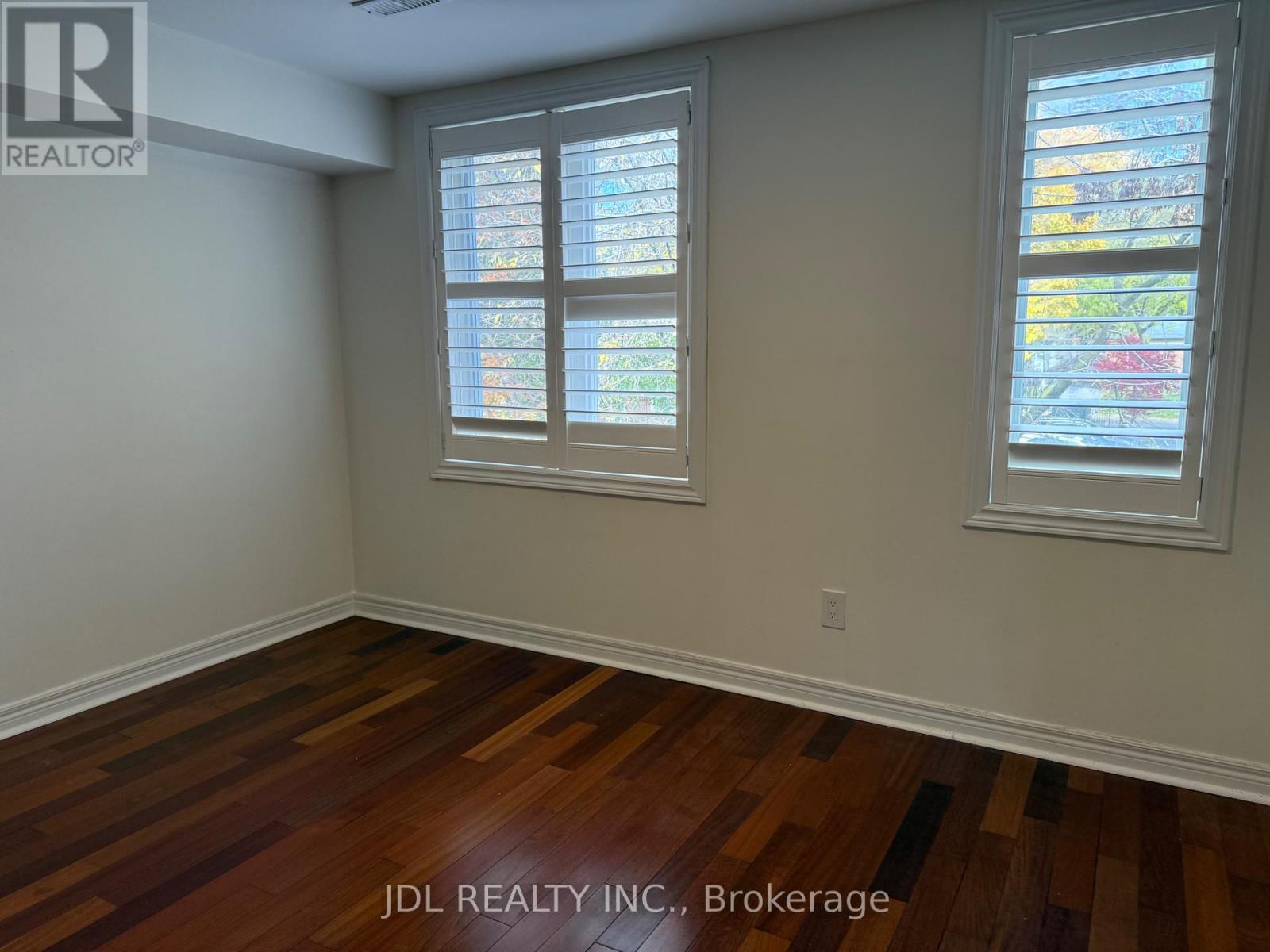 5 English Garden Way, Toronto, Ontario  M2M 4M4 - Photo 14 - C12526394