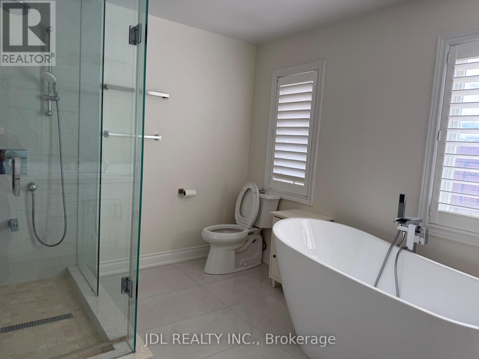 5 English Garden Way, Toronto, Ontario  M2M 4M4 - Photo 19 - C12526394