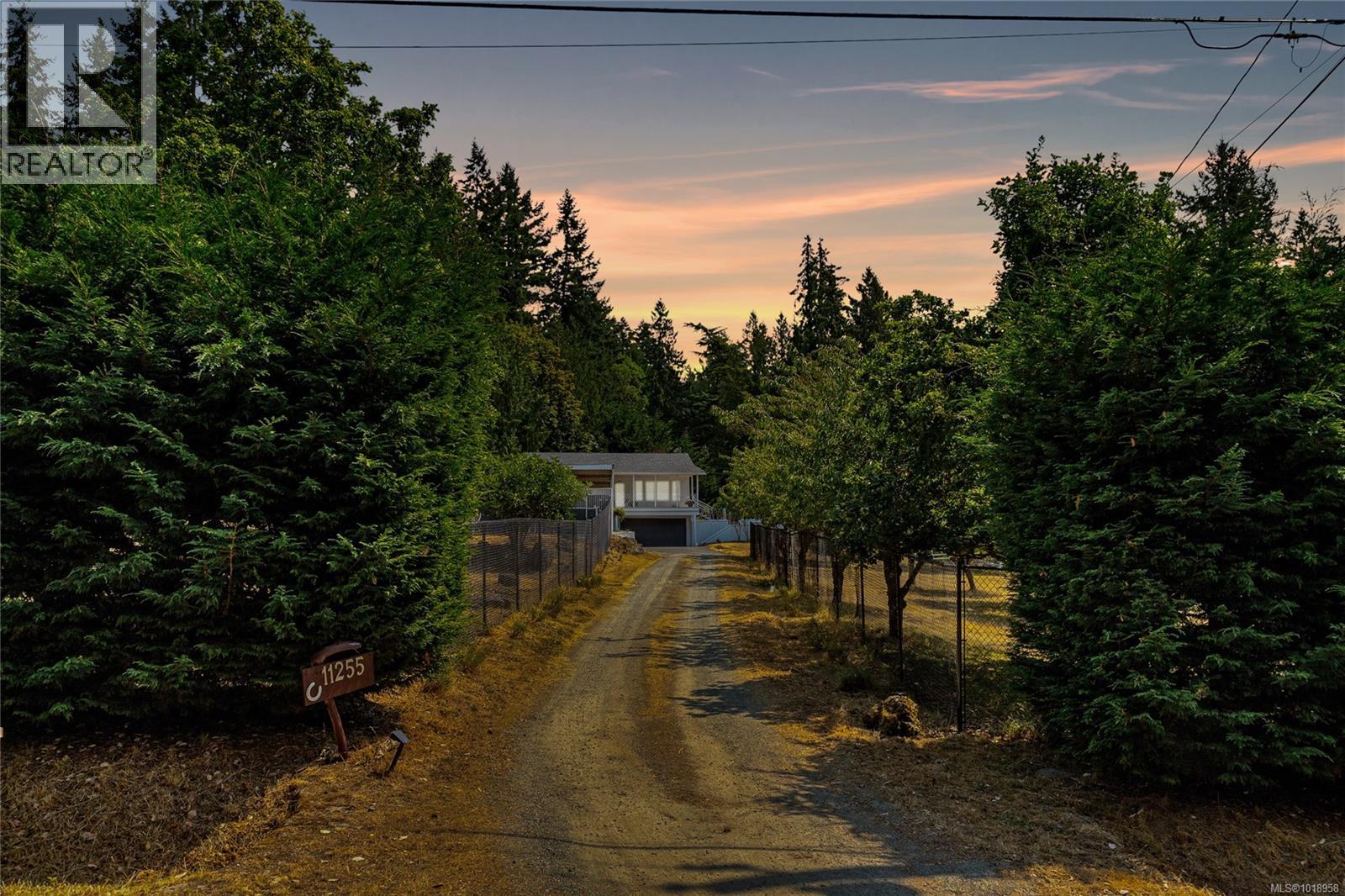 11255 Nitinat Rd, North Saanich, British Columbia  V8L 5R8 - Photo 64 - 1018958