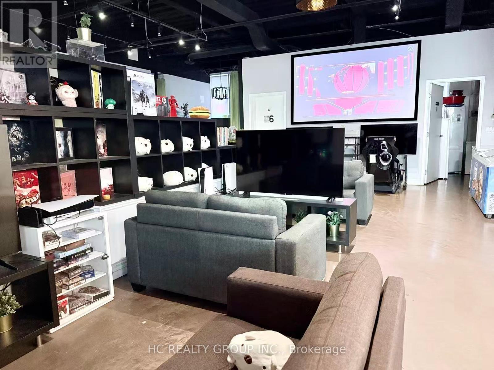 8333 Kennedy Road, Markham, Ontario L3R 1J5 - Photo 2 - N12526402