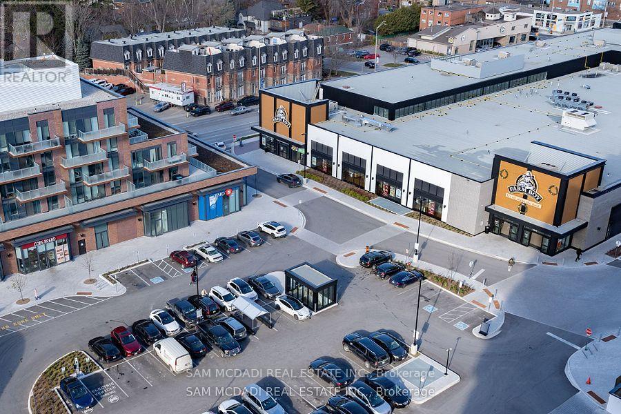 220 Missinnihe Way, Mississauga, Ontario  L5H 0A9 - Photo 21 - W12526396