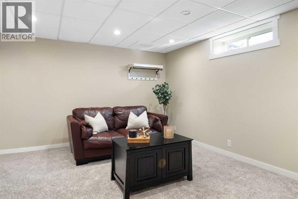 86 Tuscany Ridge View Nw, Calgary, Alberta  T3L 2J5 - Photo 29 - A2254025