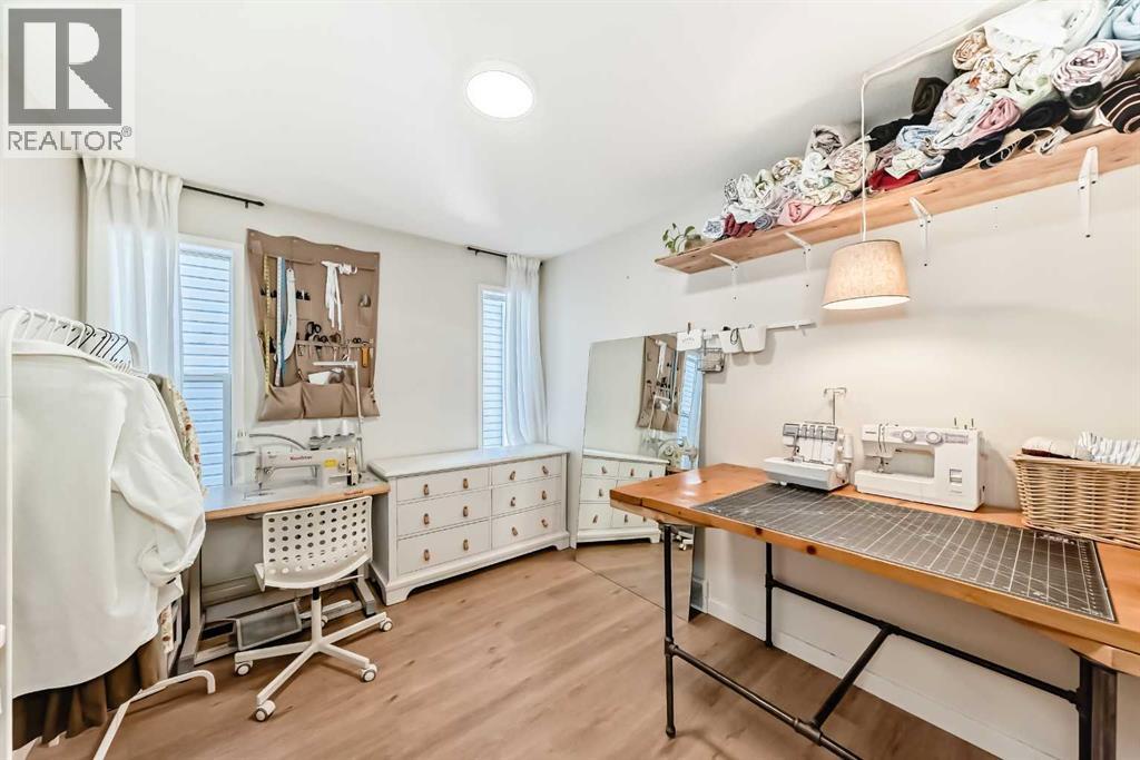 132 Hidden Valley Crescent Nw, Calgary, Alberta  T3A 4Z4 - Photo 7 - A2257775