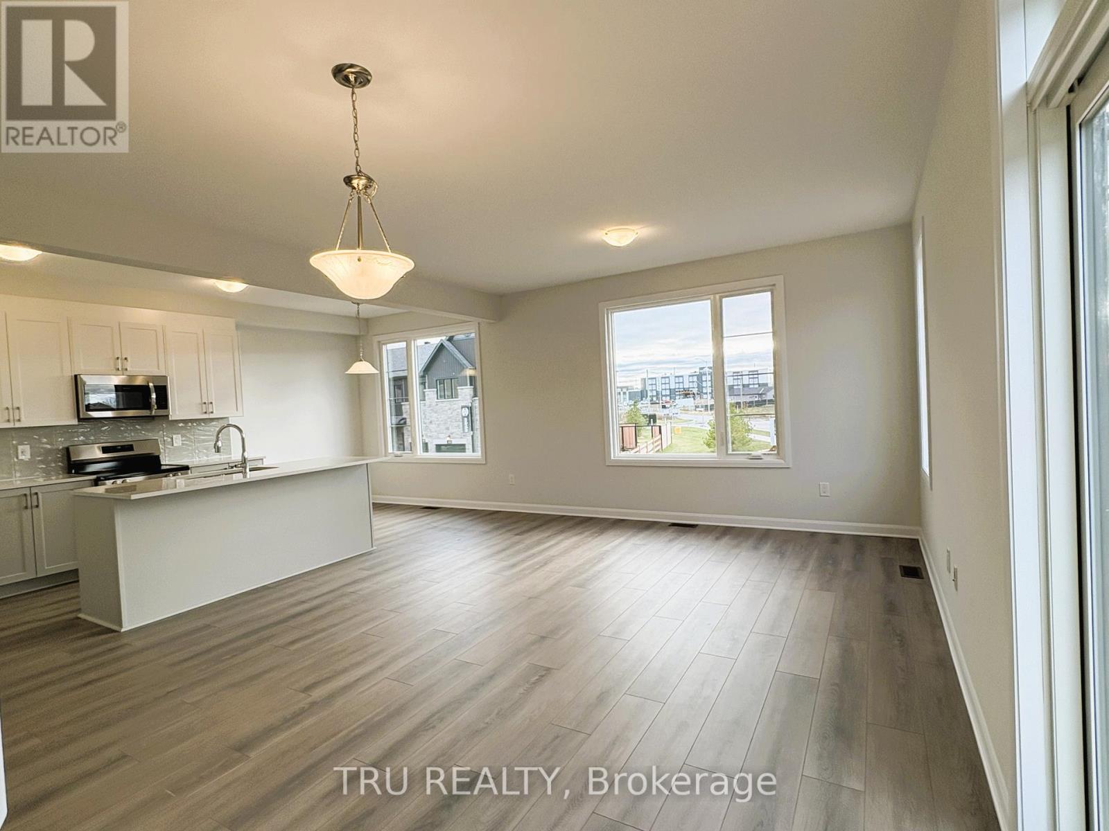 324 Clearpath Private, Ottawa, Ontario K2T 0S6 - Photo 18 - X12526410