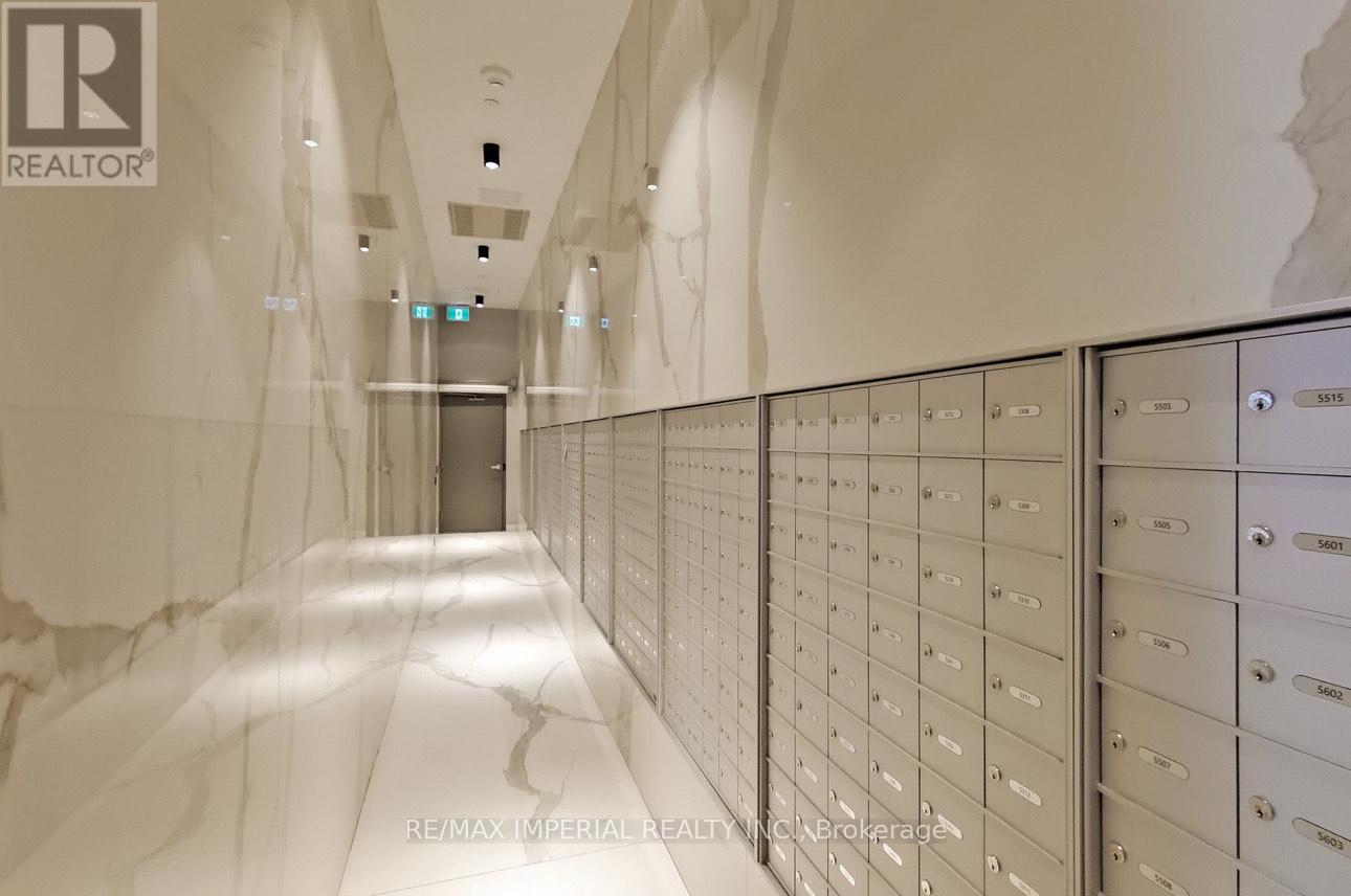 1607 - 88 Queen Street E, Toronto, Ontario  M5C 0B6 - Photo 10 - C12526412