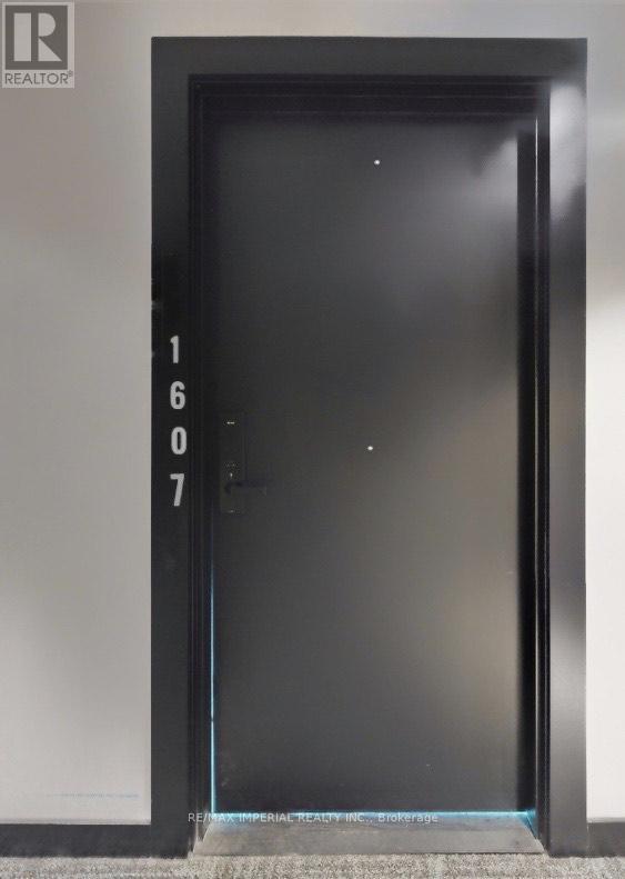 1607 - 88 Queen Street E, Toronto, Ontario  M5C 0B6 - Photo 11 - C12526412