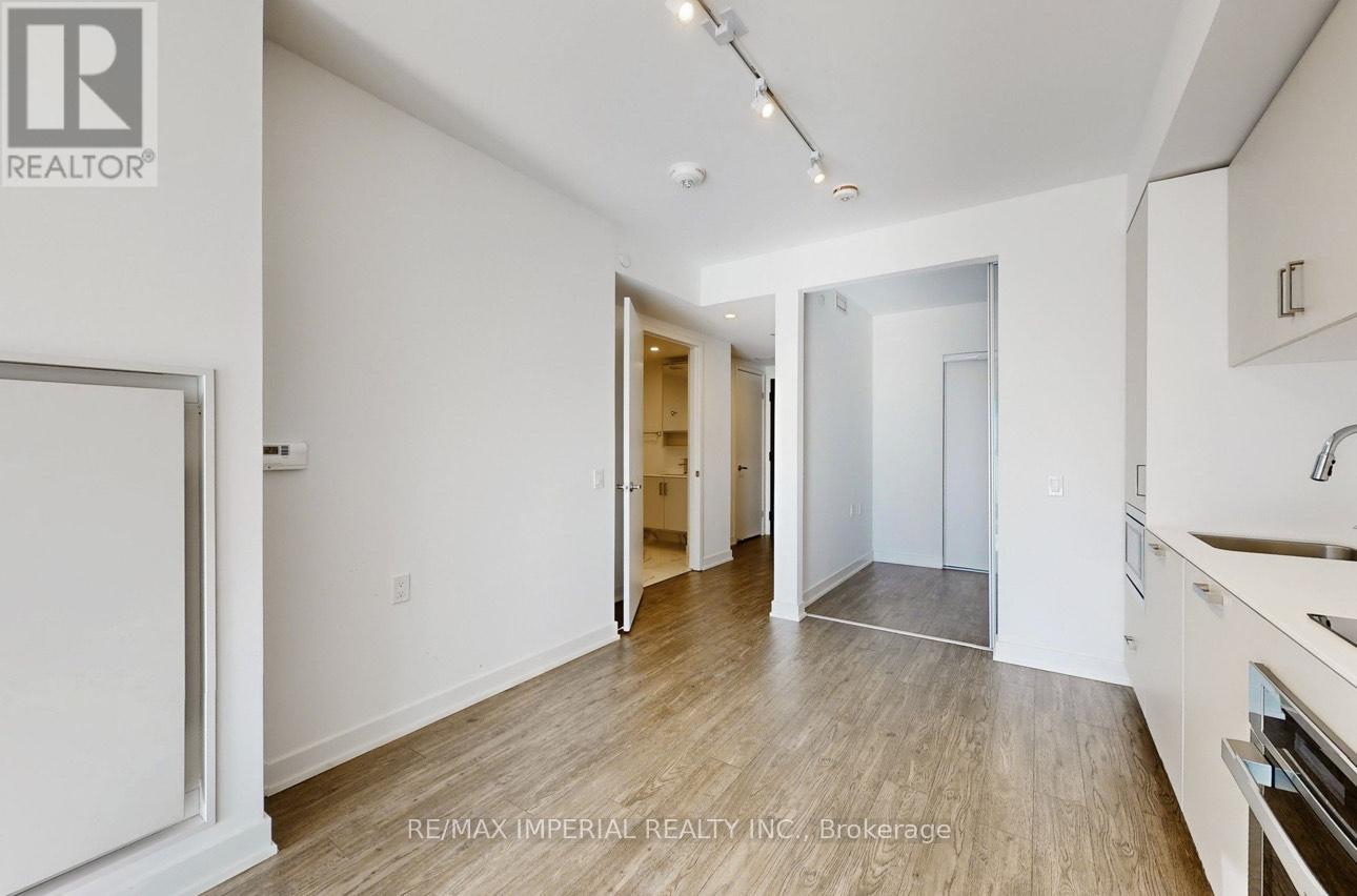 1607 - 88 Queen Street E, Toronto, Ontario  M5C 0B6 - Photo 15 - C12526412