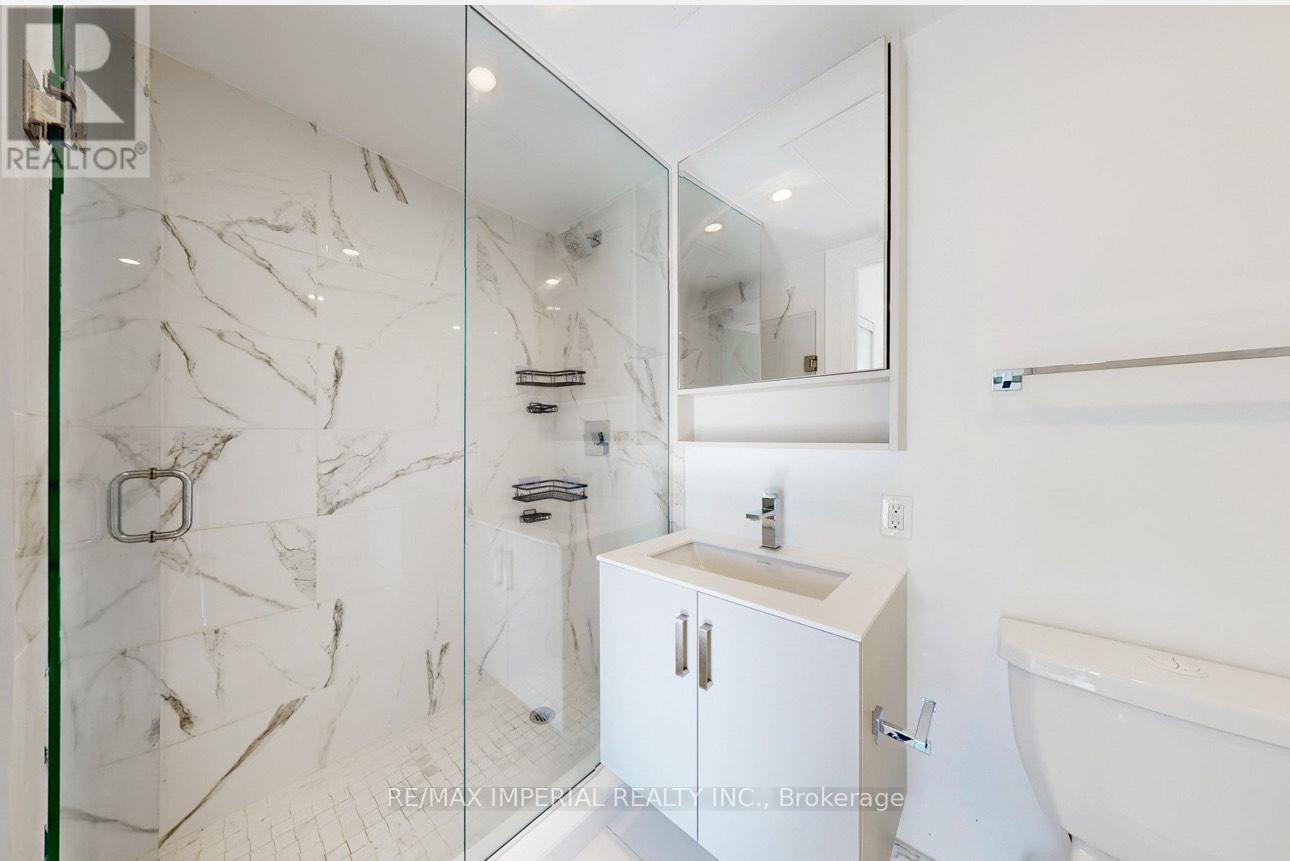 1607 - 88 Queen Street E, Toronto, Ontario  M5C 0B6 - Photo 20 - C12526412