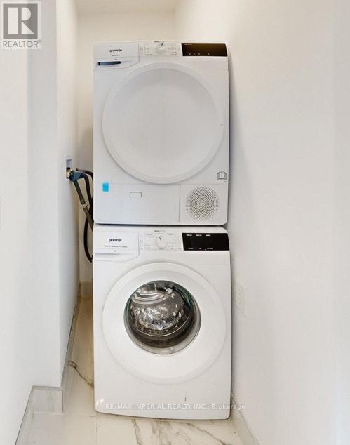 1607 - 88 Queen Street E, Toronto, Ontario  M5C 0B6 - Photo 24 - C12526412