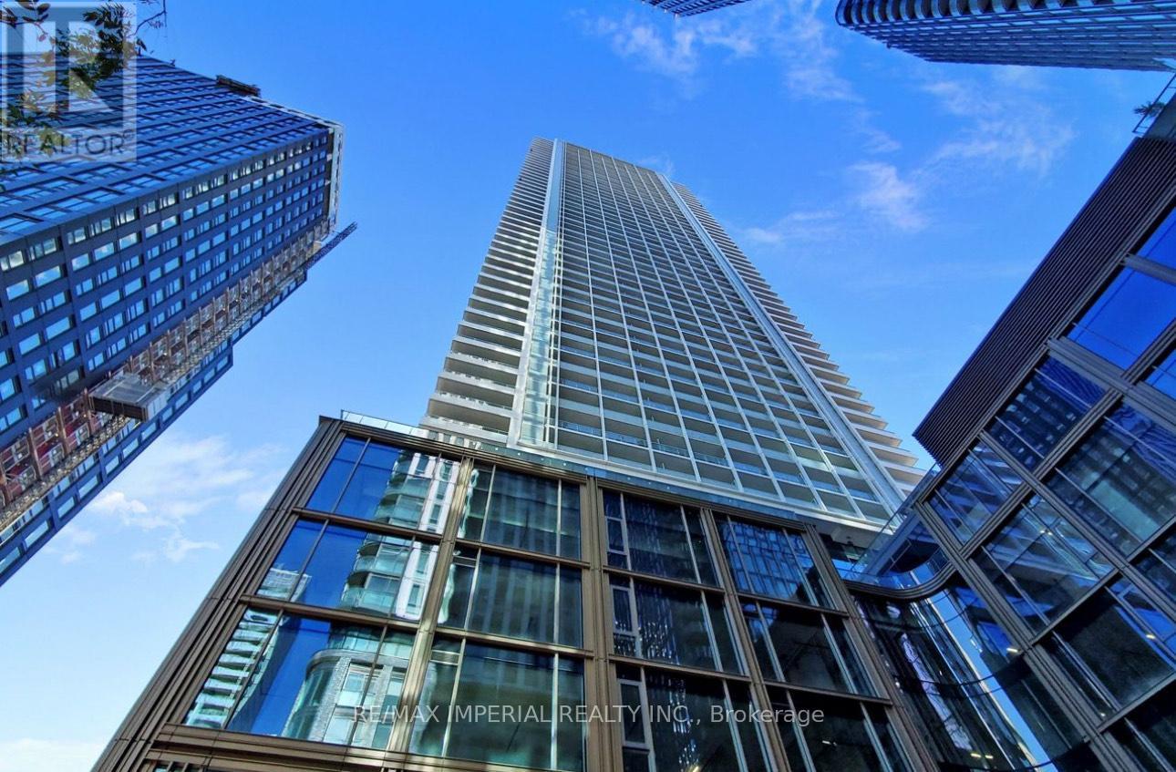 1607 - 88 Queen Street E, Toronto, Ontario  M5C 0B6 - Photo 3 - C12526412