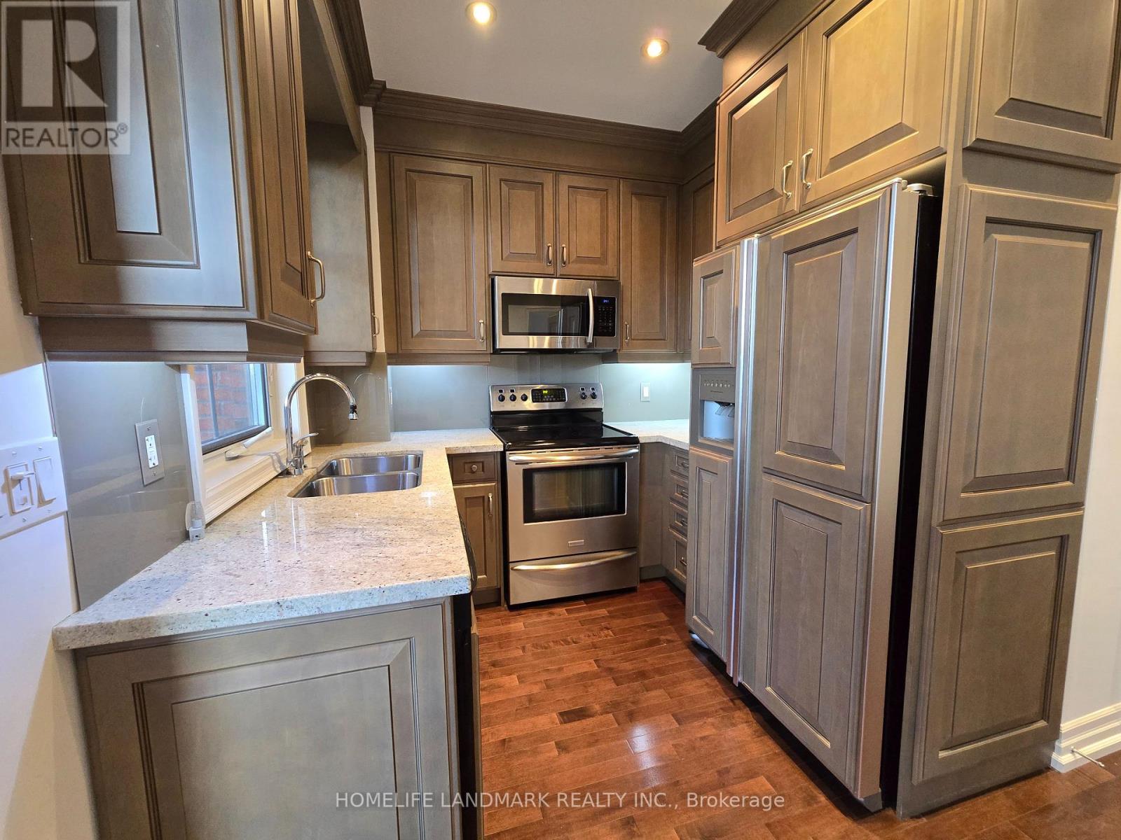 413 - 21 Burkebrook Place, Toronto, Ontario  M4G 0A2 - Photo 10 - C12526418