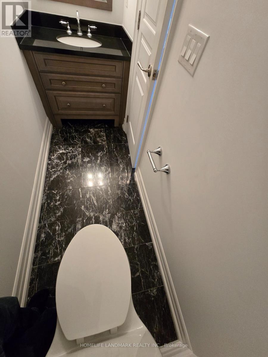 413 - 21 Burkebrook Place, Toronto, Ontario  M4G 0A2 - Photo 21 - C12526418