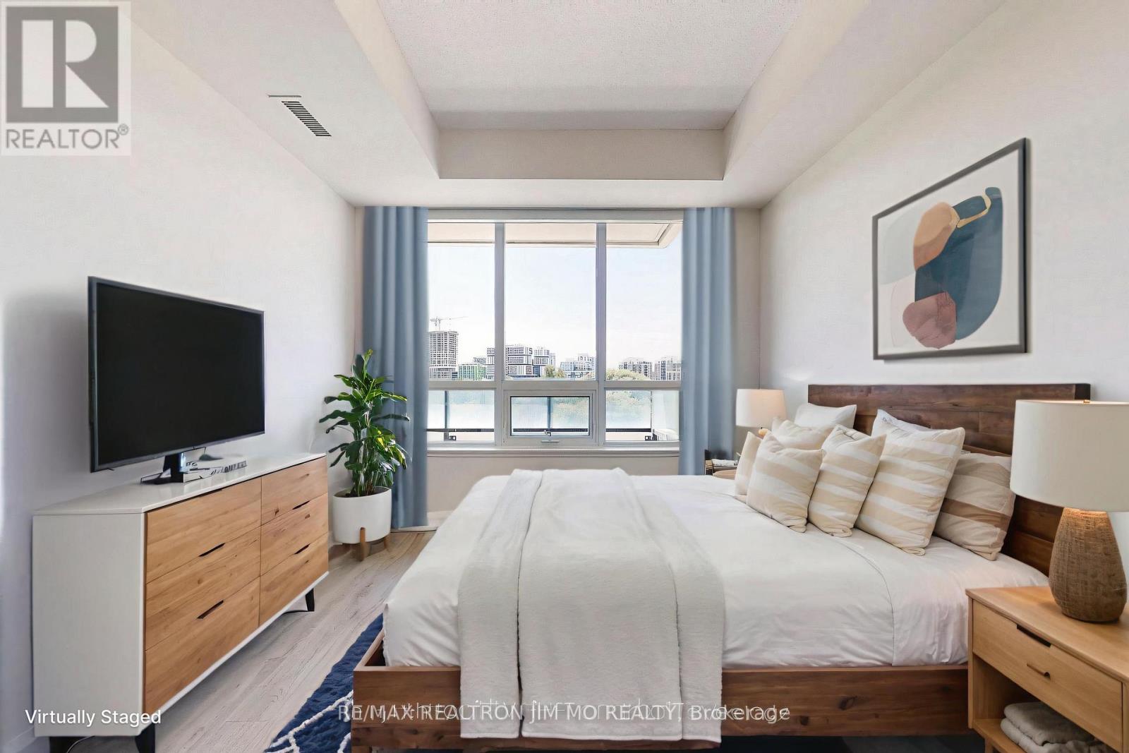 616 - 15 Water Walk Drive, Markham, Ontario  L6G 0G2 - Photo 13 - N12526406