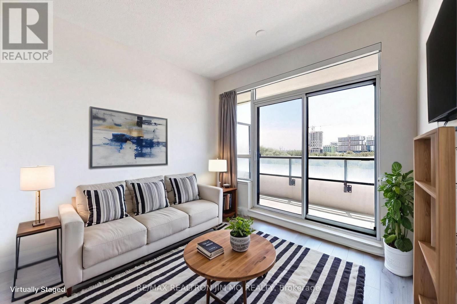 616 - 15 Water Walk Drive, Markham, Ontario  L6G 0G2 - Photo 8 - N12526406