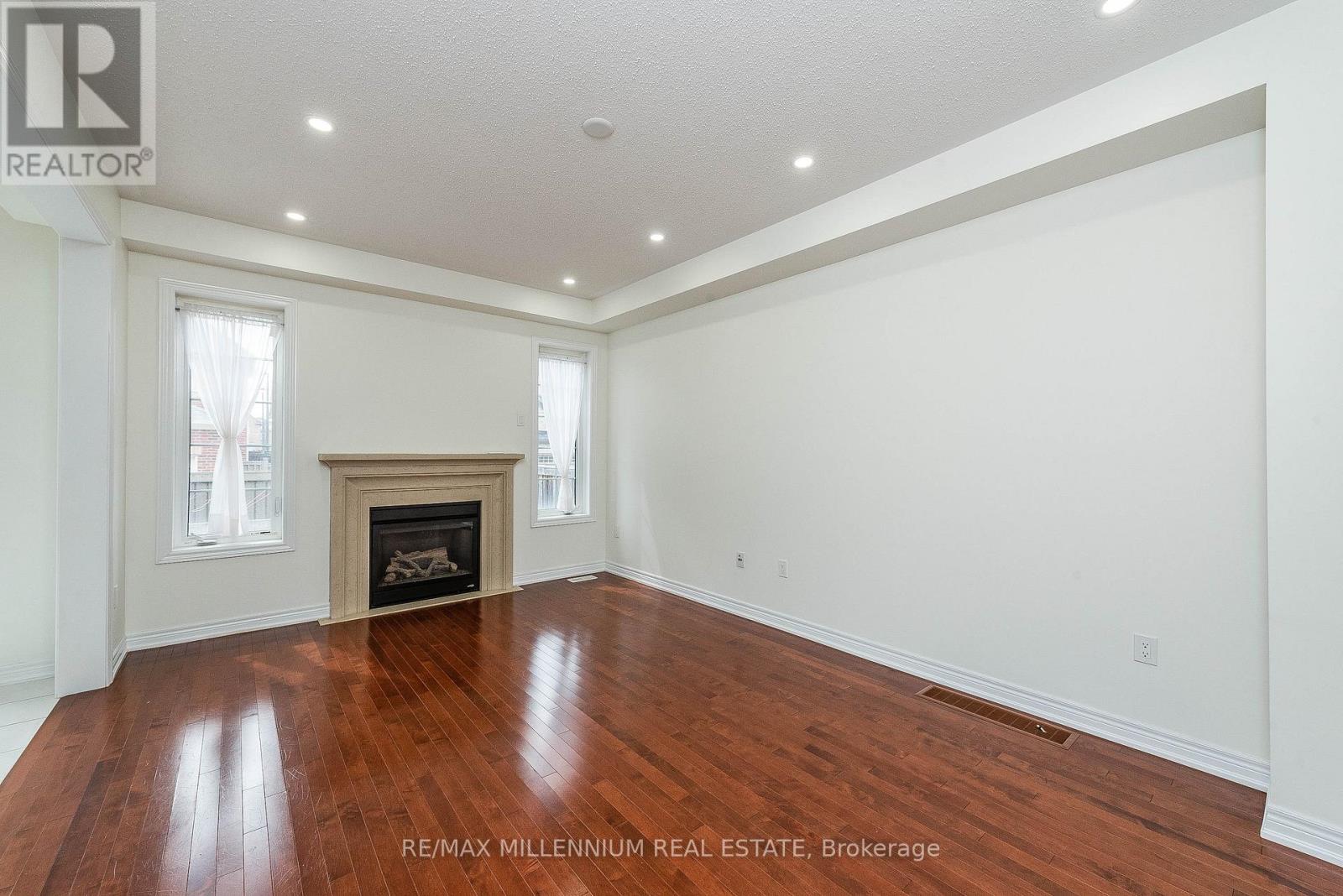 180 Pelee Avenue, Vaughan, Ontario  L4H 3Z9 - Photo 7 - N12526414