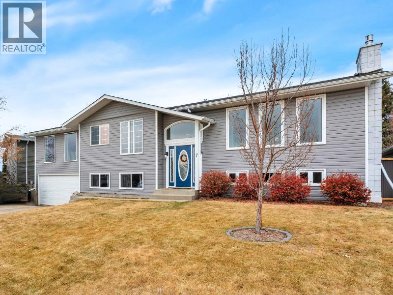 7 Westview Drive, Lacombe, Alberta  T4L 1R6 - Photo 1 - A2269548