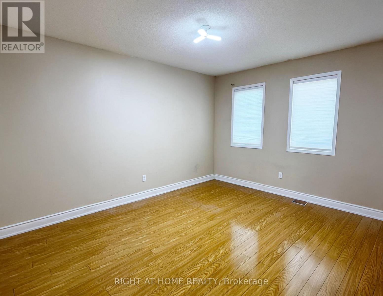 50 Commodore Drive, Brampton, Ontario L6X 0S7 - Photo 15 - W12513156