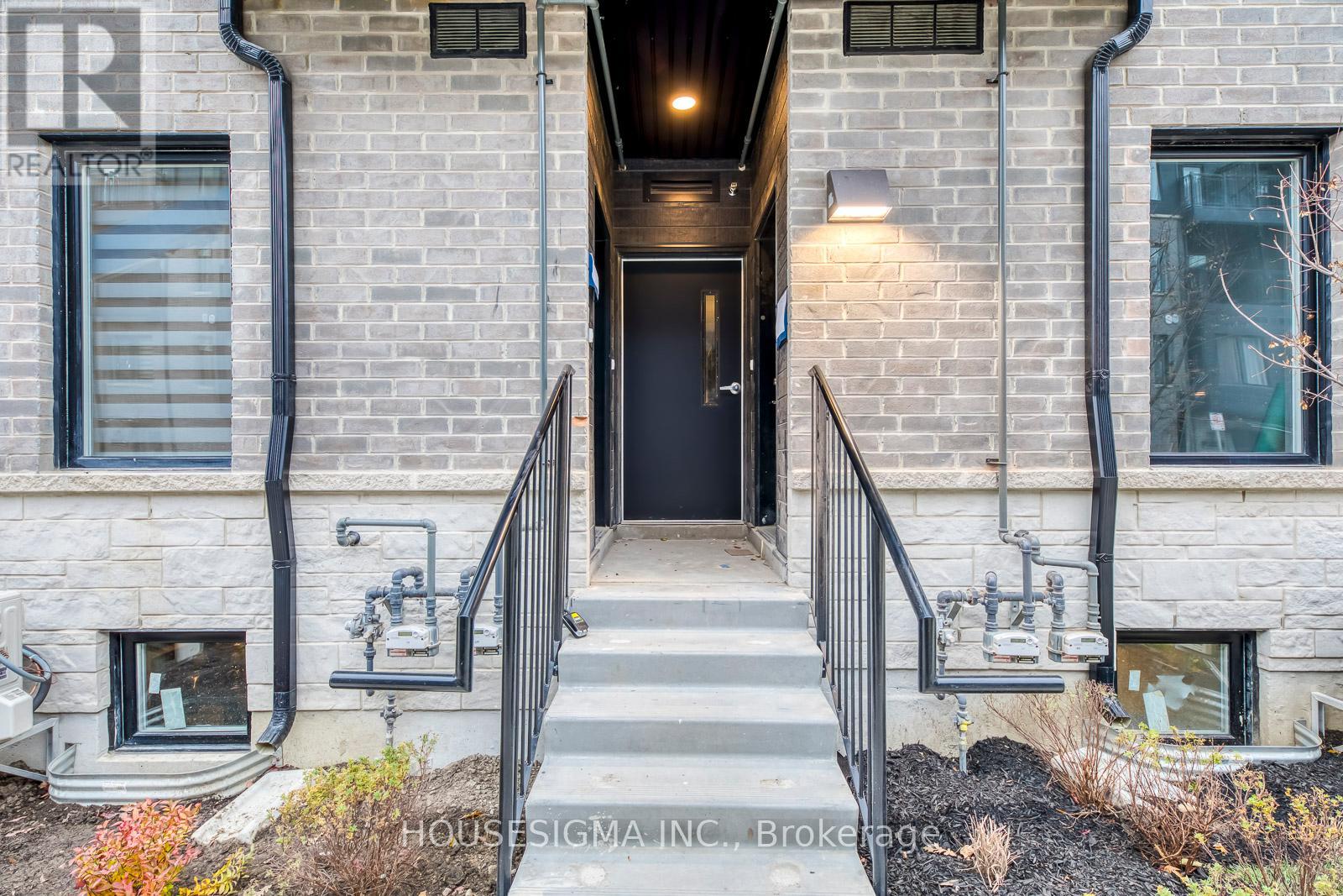 55 - 10 Calamint Lane, Toronto, Ontario M1W 2H1 - Photo 3 - E12526430