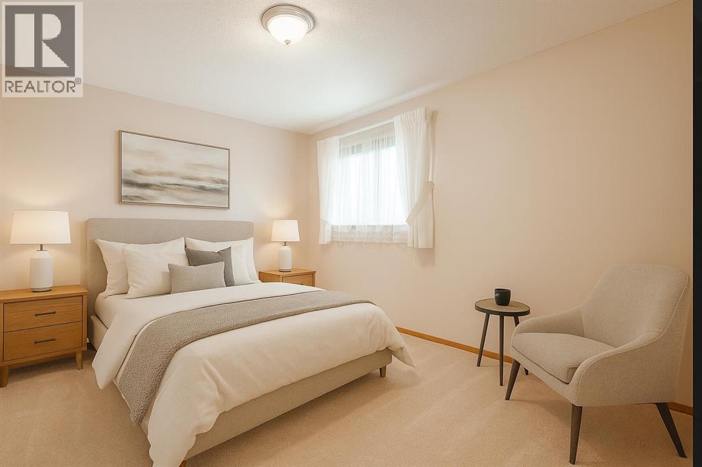 301 Riverview Green, Cochrane, Alberta  T4C 1K5 - Photo 29 - A2267736