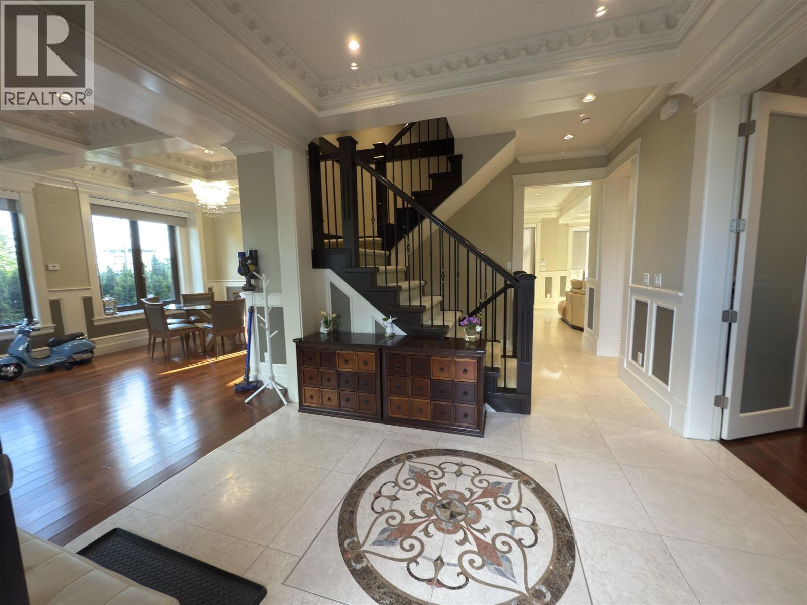 7689 Jasper Crescent, Vancouver, British Columbia  V5P 3S7 - Photo 13 - R3049251