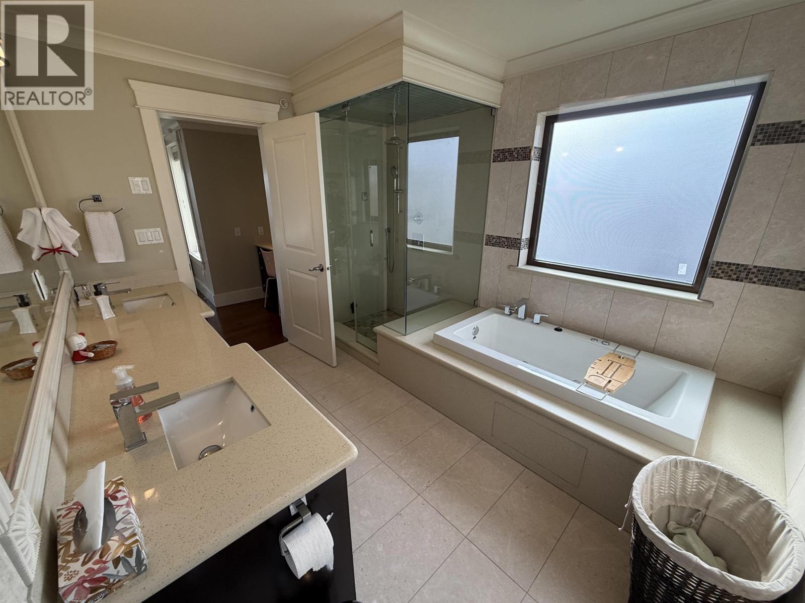 7689 Jasper Crescent, Vancouver, British Columbia  V5P 3S7 - Photo 22 - R3049251