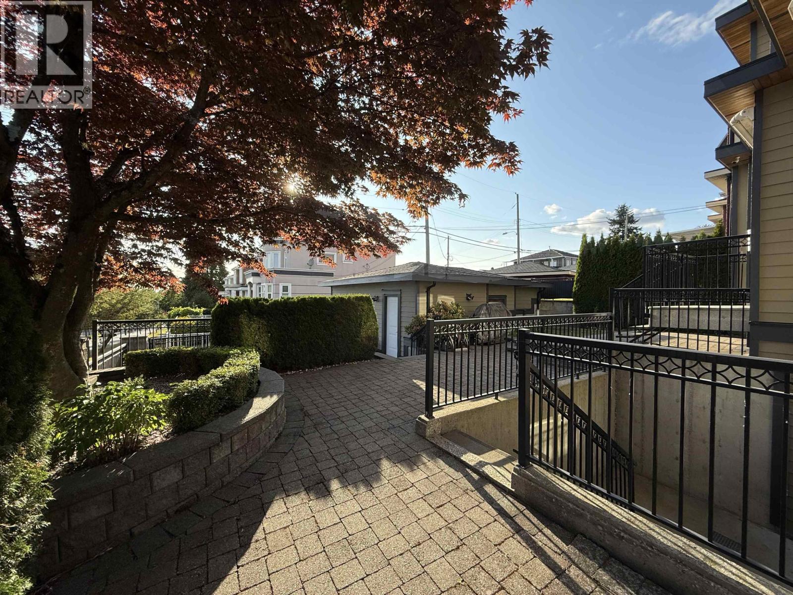 7689 Jasper Crescent, Vancouver, British Columbia  V5P 3S7 - Photo 8 - R3049251