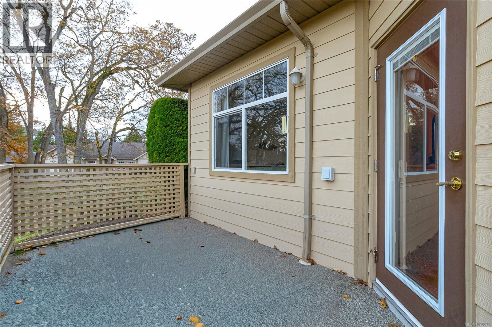 6 3281 Maplewood Rd, Saanich, British Columbia V8P 3M4 - Photo 28 - 1020078