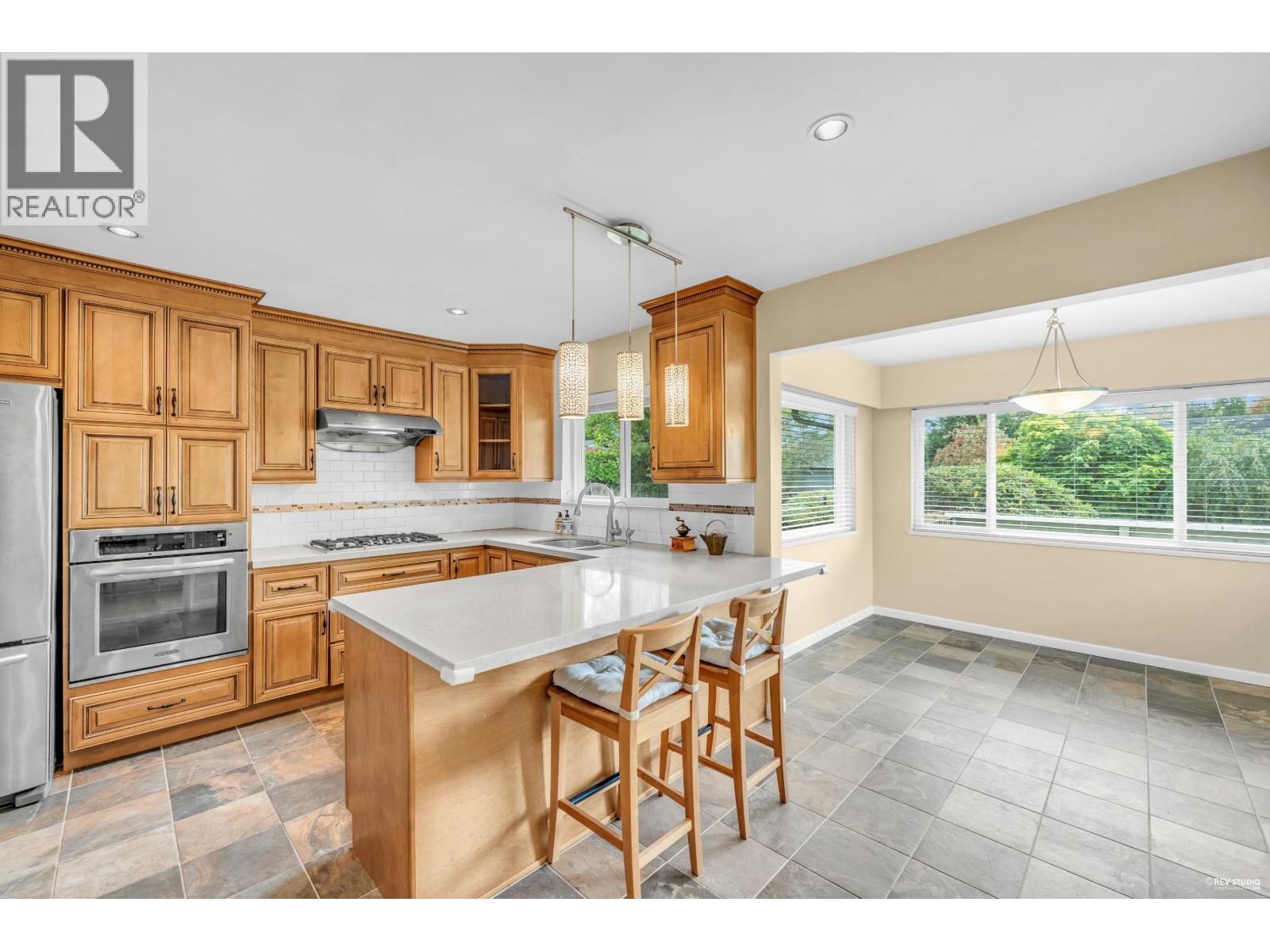 2056 W 29th Avenue, Vancouver, British Columbia  V6J 3A1 - Photo 7 - R3057375