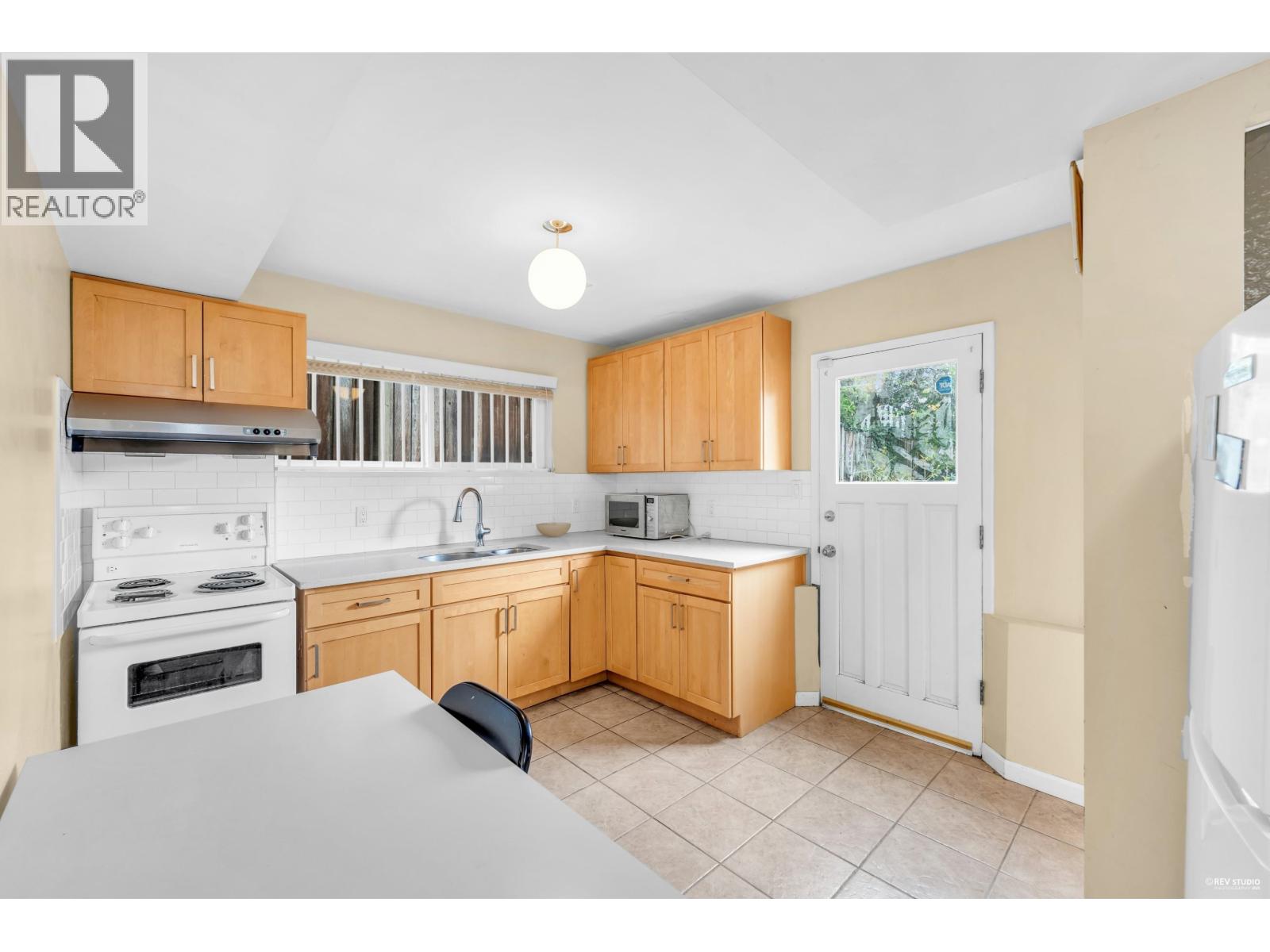 2056 W 29th Avenue, Vancouver, British Columbia  V6J 3A1 - Photo 21 - R3057375