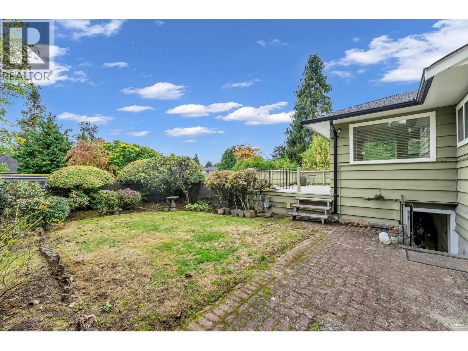 2056 W 29th Avenue, Vancouver, British Columbia  V6J 3A1 - Photo 34 - R3057375