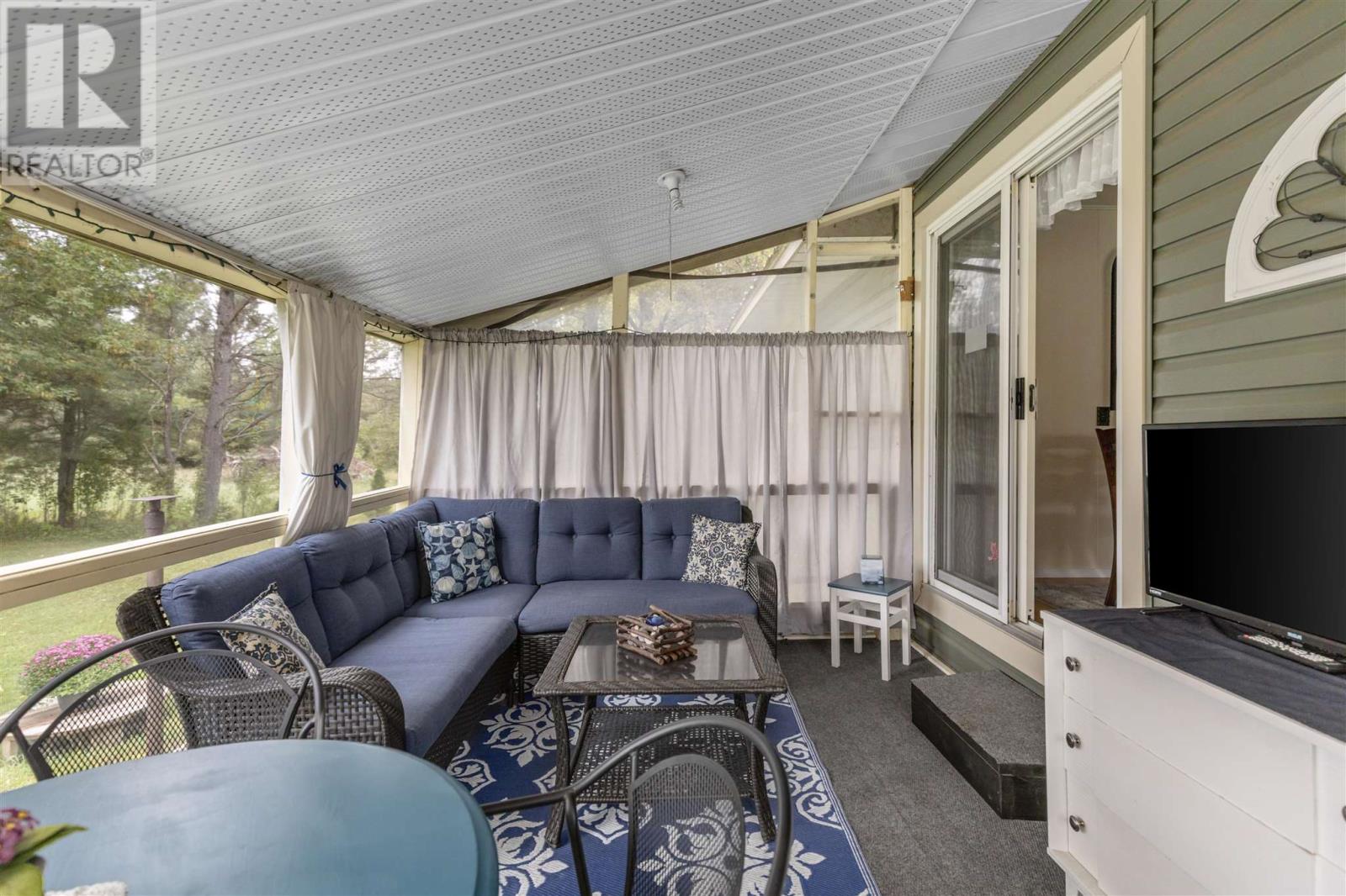 1180 Highway 552 W, Goulais River, Ontario P0S 1E0 - Photo 27 - SM252781