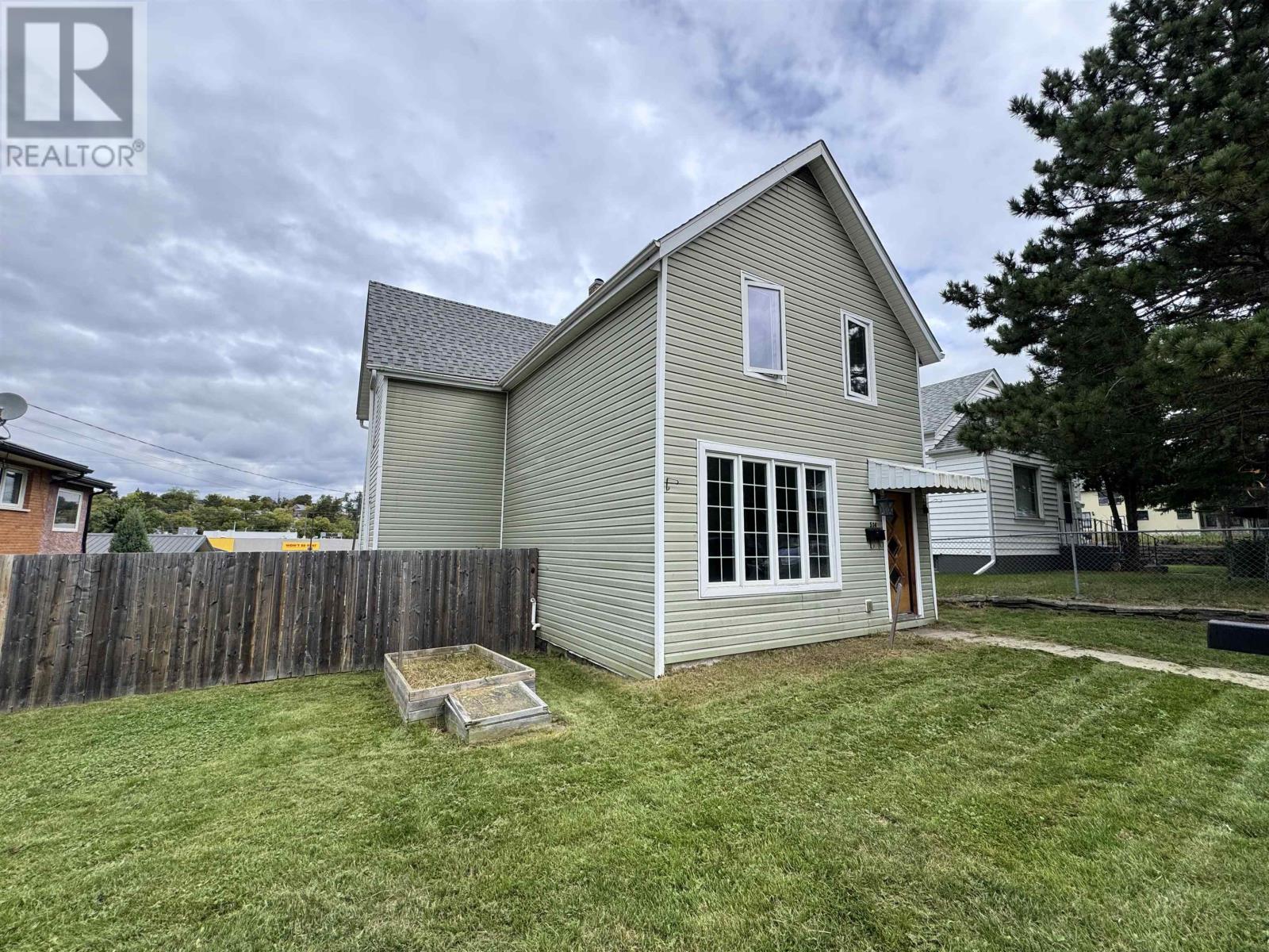 514 First Street South, Kenora, Ontario  P9N 1C9 - Photo 2 - TB252780