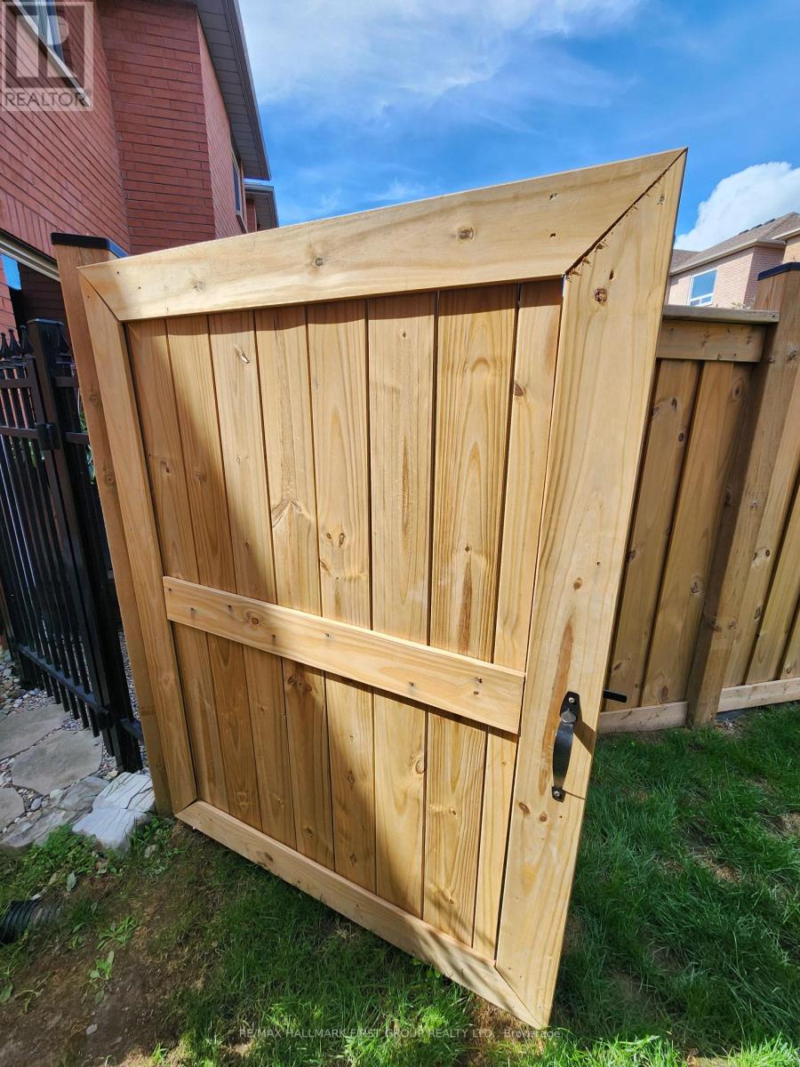 122 Thicket Crescent, Pickering, Ontario  L1V 6S6 - Photo 36 - E12487478