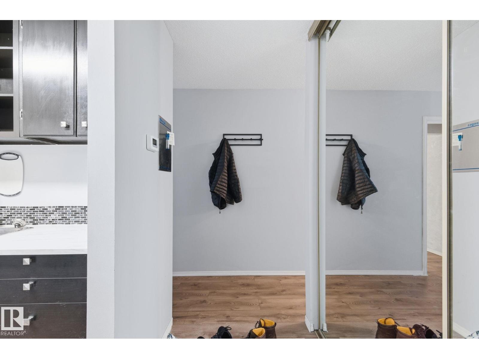 #408 10511 19 Av Nw, Edmonton, Alberta  T6J 5S8 - Photo 7 - E4465239