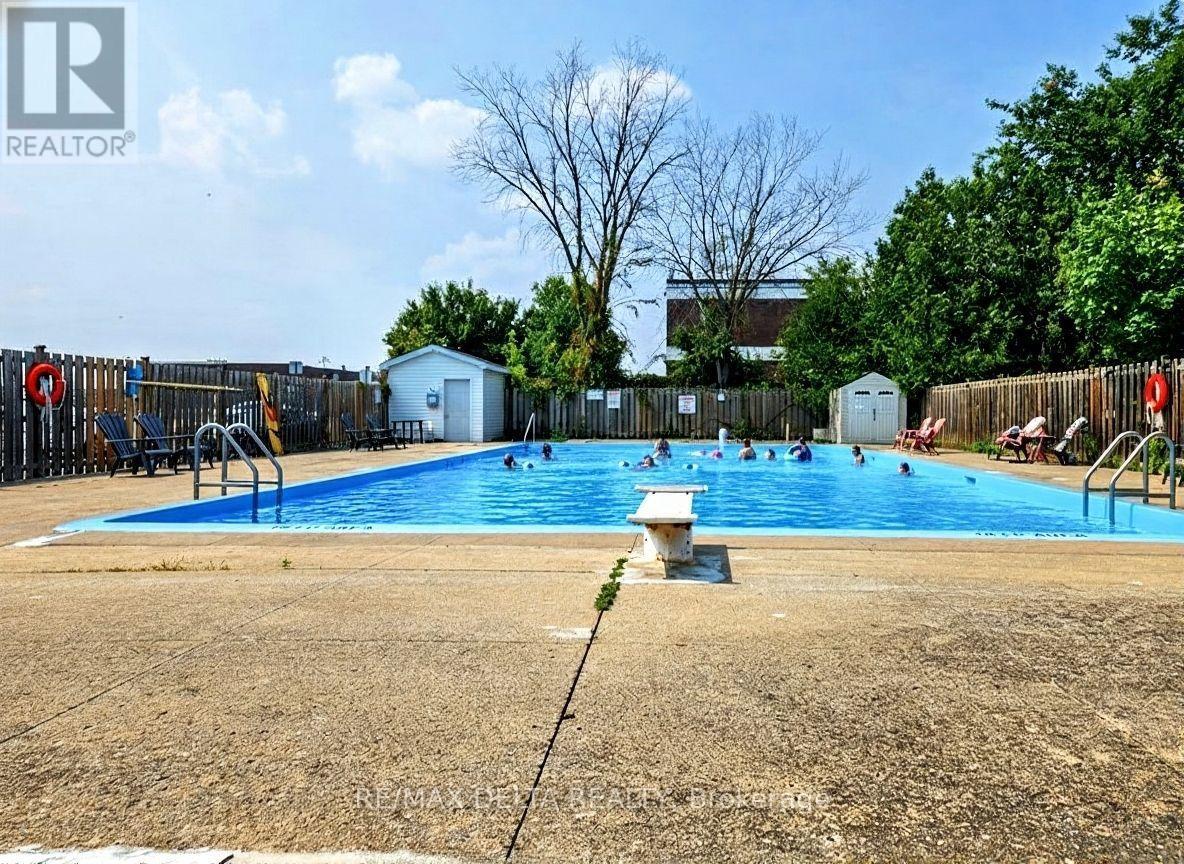 101 - 2044 Arrowsmith Drive, Ottawa, Ontario  K1J 7V8 - Photo 12 - X12526460