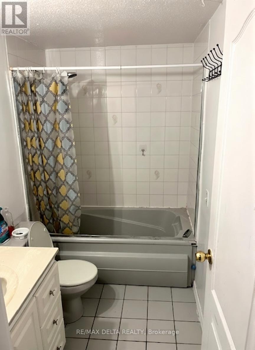 101 - 2044 Arrowsmith Drive, Ottawa, Ontario  K1J 7V8 - Photo 4 - X12526460