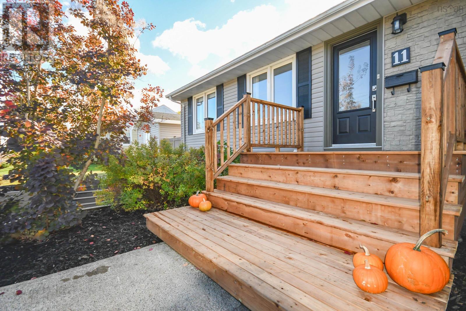 11 Walters Street, Dartmouth, Nova Scotia