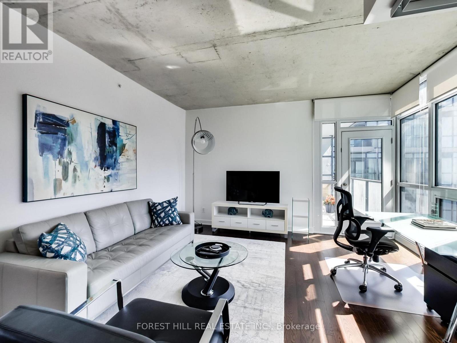 2301 - 210 Simcoe Street, Toronto, Ontario  M5T 0A9 - Photo 3 - C12526438