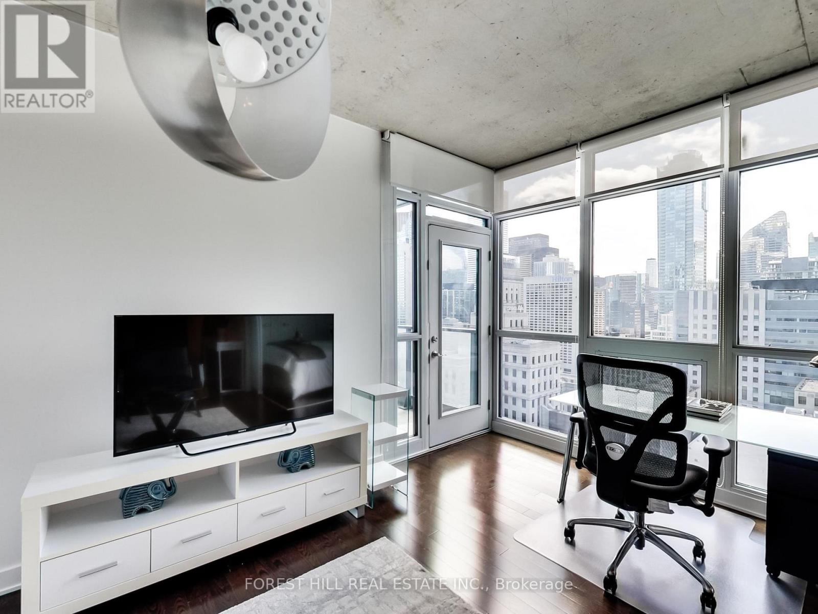 2301 - 210 Simcoe Street, Toronto, Ontario  M5T 0A9 - Photo 5 - C12526438