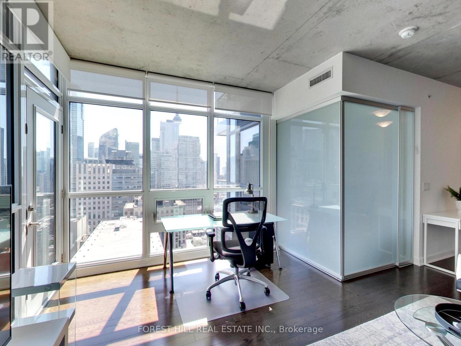 2301 - 210 Simcoe Street, Toronto, Ontario  M5T 0A9 - Photo 8 - C12526438