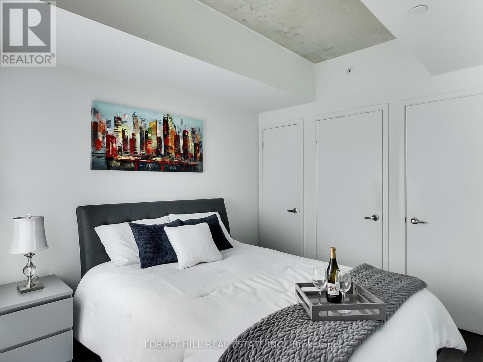 2301 - 210 Simcoe Street, Toronto, Ontario  M5T 0A9 - Photo 9 - C12526438